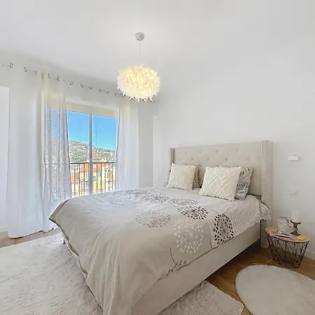 Les Arenes-appartement Entier 15mn A Pied Du Palais Et Des Plages-parking Gratuit Appartement Cannes